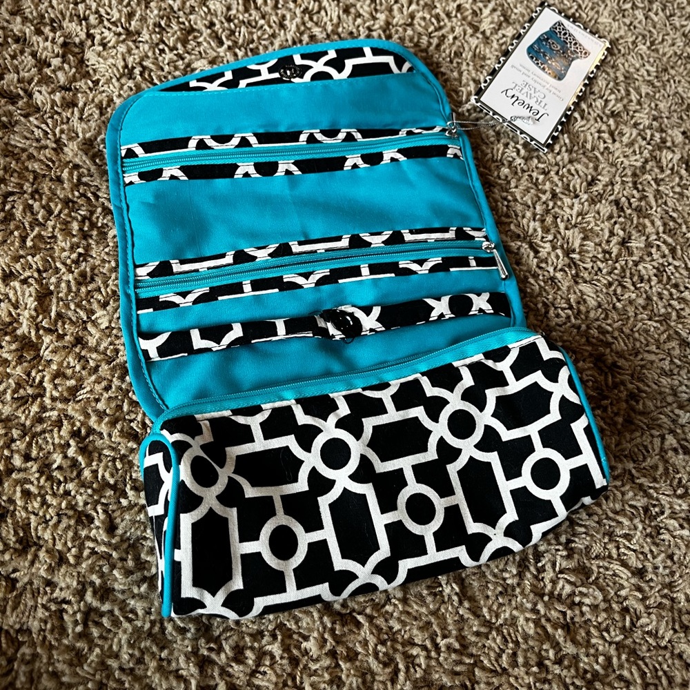Jewelry case